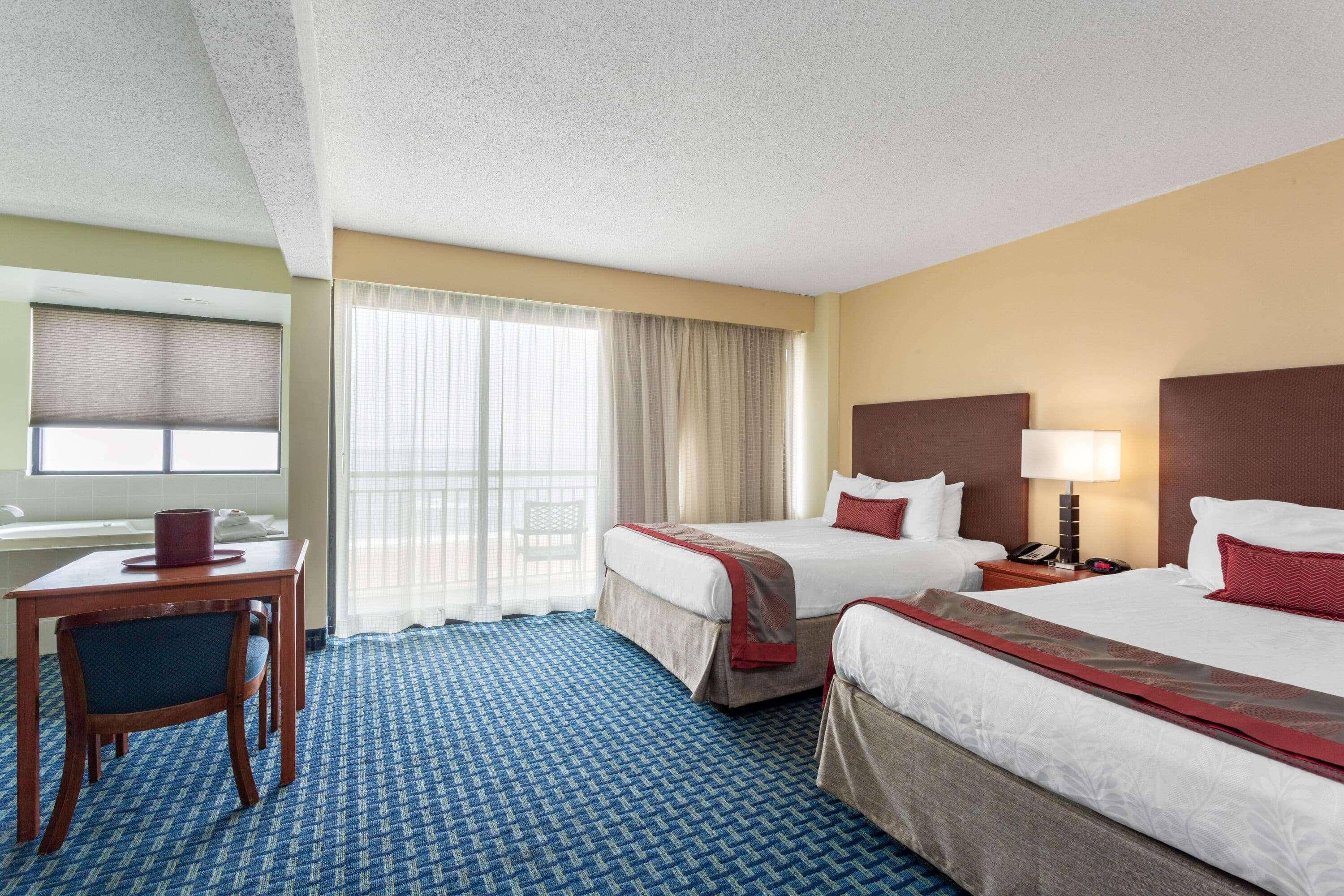 Ramada Plaza By Wyndham Virginia Beach Oceanfront Exterior photo